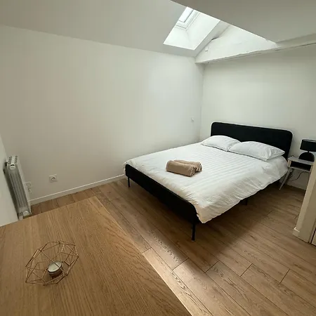 5 Personnes Avec Parking Prive Gratuit Beaune (Cote d'Or)
