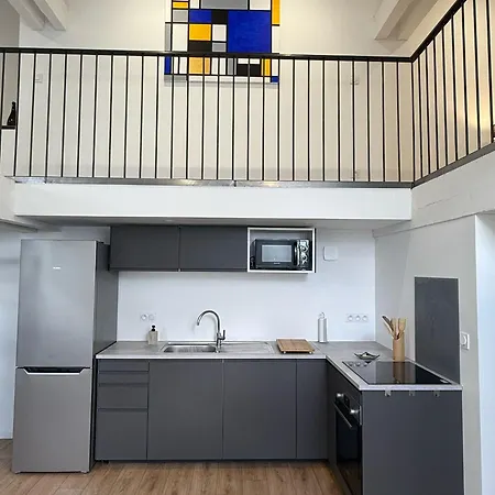 5 Personnes Avec Parking Prive Gratuit Apartment